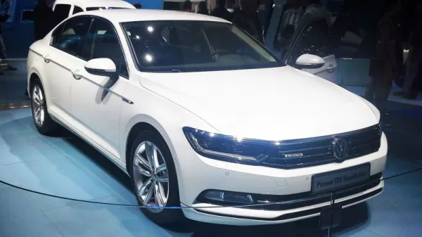Salon Alger 2016 / SOVAC : la nouvelle Passat et le nouveau Caddy au RDV