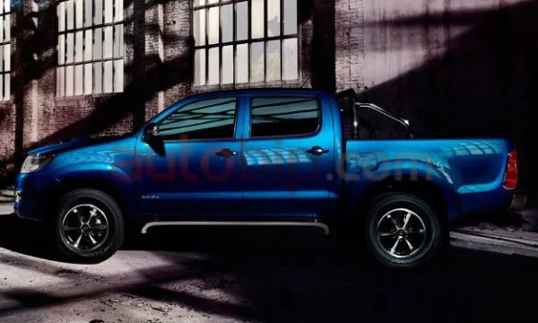Le Toyota Hilux  &quot;Invincible&quot;