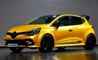 Une Renault Clio RS de 250 ch en préparation