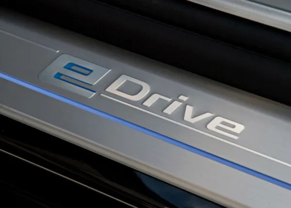 La nouvelle BMW 740e iPerformance , la nouvelle BMW 740Le iPerformance, la nouvelle BMW 740Le xDrive iPerformance dévoilées