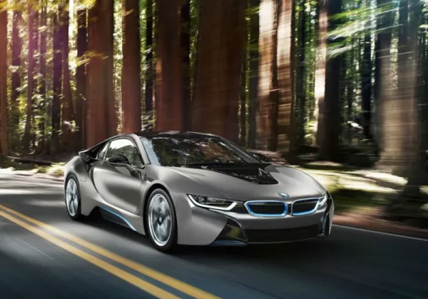 Futur BMW i8 : Full Electric de 700ch et 500 km d’autonomie