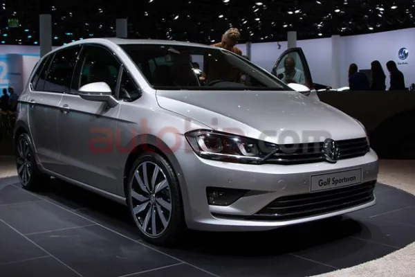 La  Golf Sportvan : une Golf sensiblement PLUS jeune.