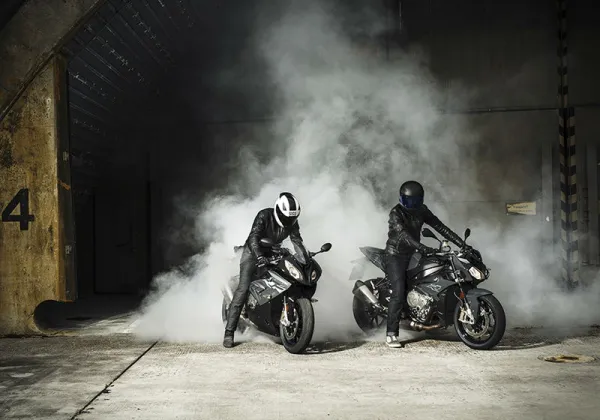BMW Motorrad dévoile les nouvelles S 1000 RR, S 1000 R et S 1000 XR