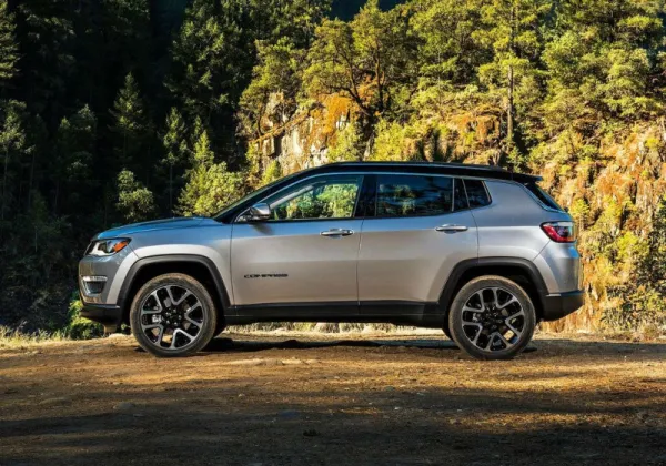 Le Jeep Compass 2017 officiellement dévoilée au salon de Los Angeles