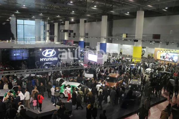 Autowest 2016 : une foule en folie pour les voitures made in Algérie !