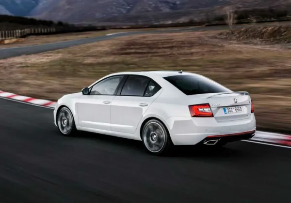 Skoda dévoile l’Octavia RS