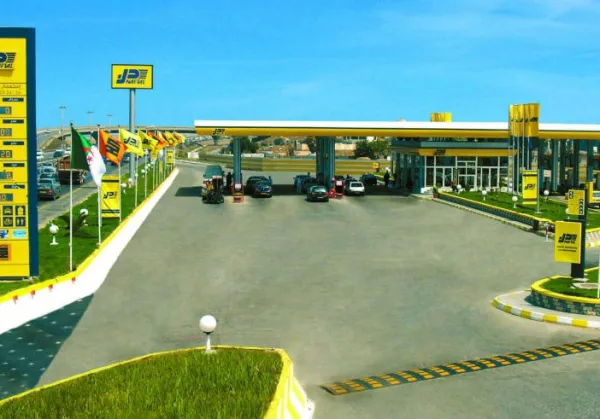 20 grandes stations de distribution du carburant prévues en 2017