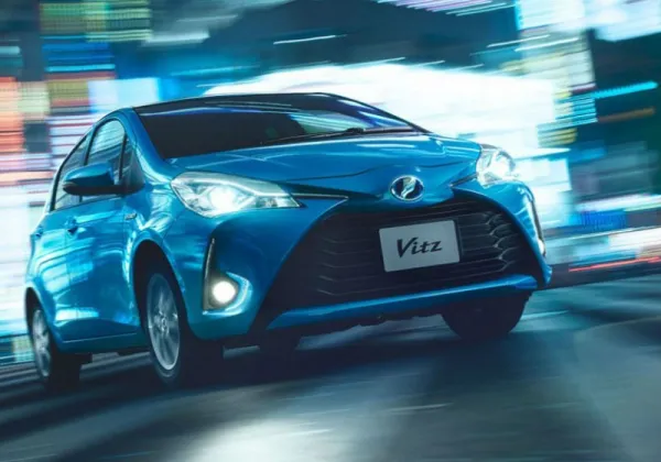 La Toyota Yaris facelift s&#039;annonce au Japon, et garde son nom de &quot;VITZ&quot;