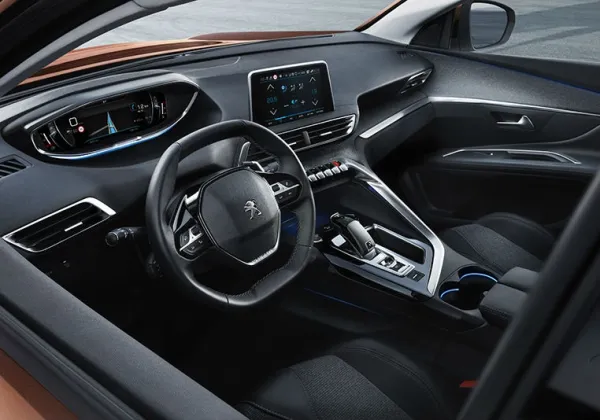 La Peugeot 3008 posséde "le plus bel intérieur" de 2016