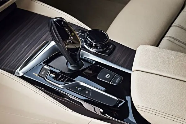 BMW dévoile la nouvelle Série 5 Touring