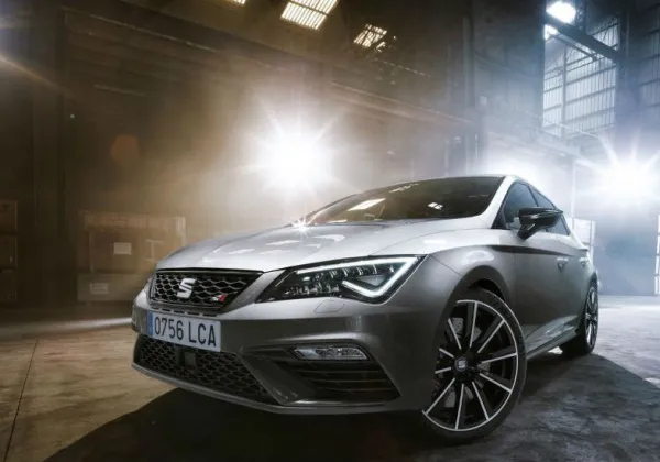 Nouvelle Seat Leon Cupra 2017 : Le Seat la puissante de l'histoire avec le 2.0 TSI 300ch sous le capot