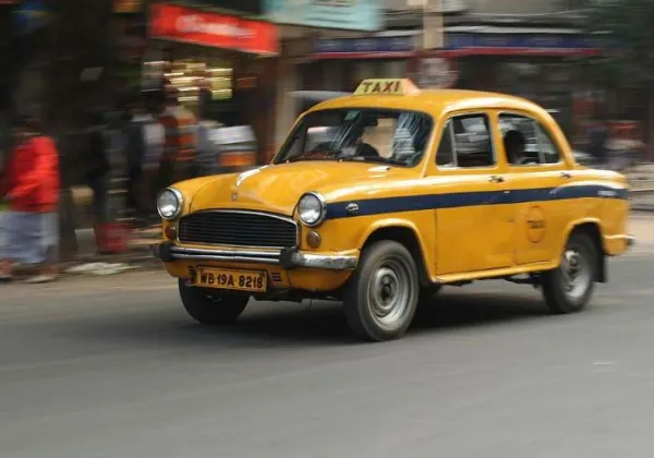 La marque indienne « Ambassador » rachetée par Peugeot