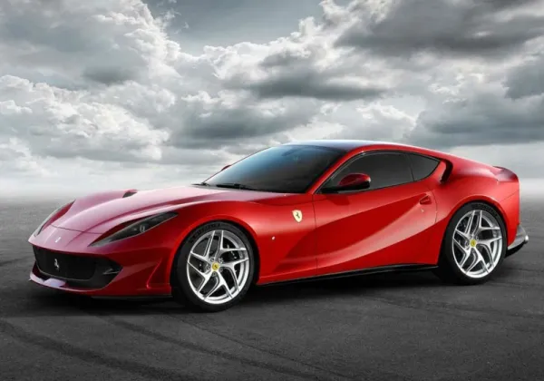 La Ferrari 812 Superfast avec ses 800 ch sera dévoilée au salon de Genéve