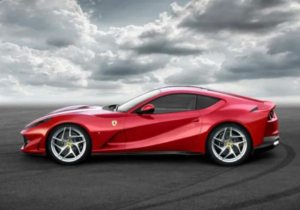 La Ferrari 812 Superfast avec ses 800 ch sera dévoilée au salon de Genéve