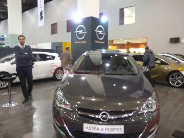 OPEL : Un stand particulièrement désert