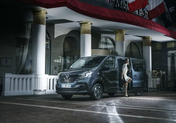 Renault chauffeur officiel du 70e Festival de Cannes