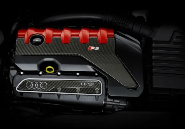 Audi : le moteur 2.5 TFSi élu « moteur international de l’année »