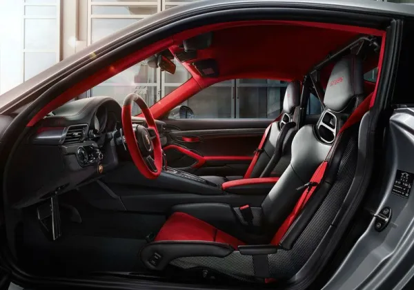 Nouvelle Porsche 911 GT2 RS : la plus puissante de tous les temps