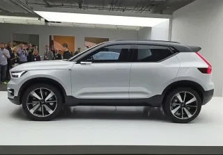 Nouveau Volvo XC40 : premier teasers photos et vidéos