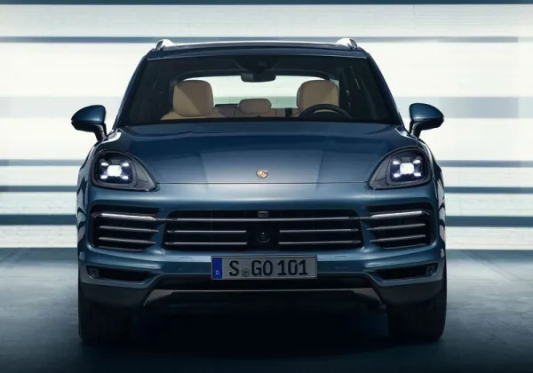 Porsche Cayenne 3e du nom : Nouveaux moteurs &amp; nouveau châssis