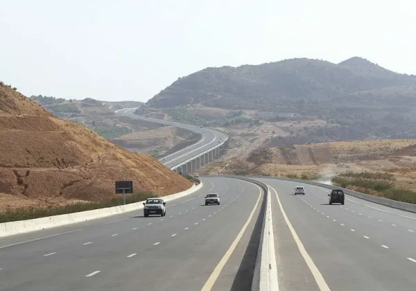Autoroute est-ouest: ouverture début d'octobre d'un tronçon de la pénétrante Akbou-Seddouk (Bejaia)