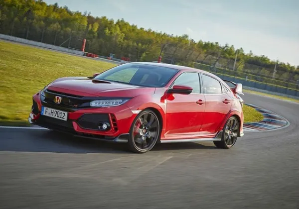 La Honda Civic Type R décroche le prix « Sport Auto 2017 »