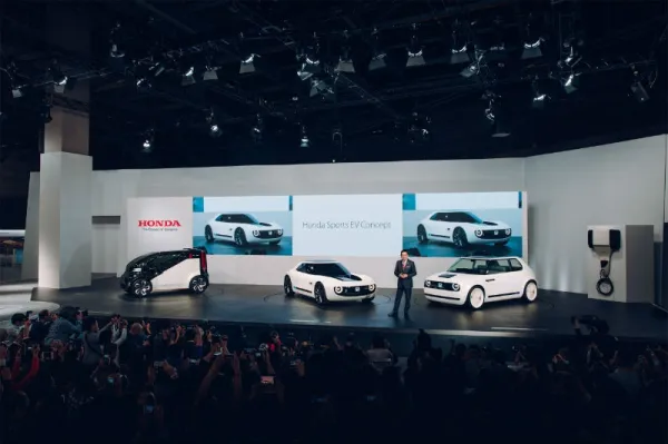 Honda au 45e salon de Tokyo : Première mondiale pour le concept Honda Sports EV