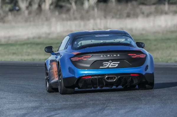 Alpine présente l'A110 Cup qui évoluera dès 2018 sur les circuits européens