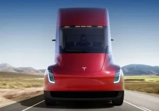 Tesla Semi : Le poids lourd électrique de 800 km d'autonomie!