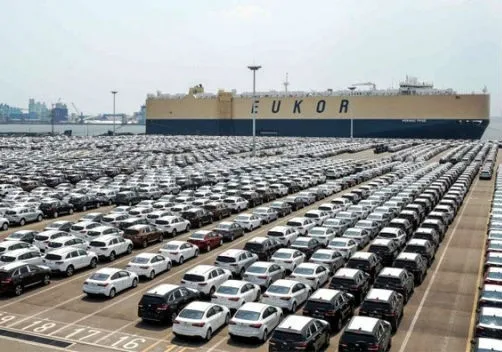 Le systéme de licences d'importation sera supprimé en 2018, mais pas pour les véhicules