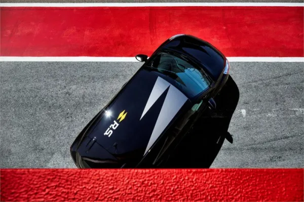 Renault Sport lance une série limitée de la Clio R.S.18