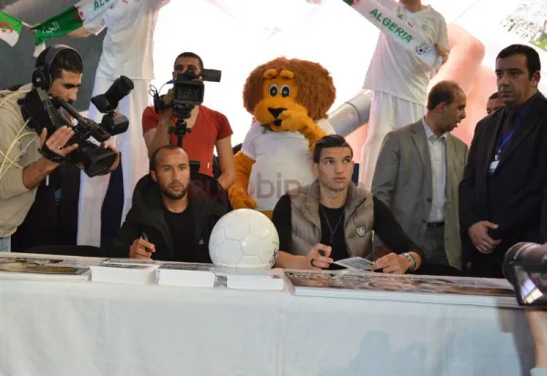 Peugeot Algérie : Séance de dédicace