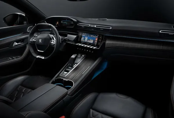 La nouvelle Peugeot 508 se déchaîne !