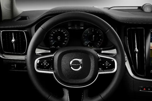 Volvo révèle son nouveau break premium, le V60