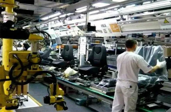 Industrie automobile: les sous-traitants déplorent le manque de communication avec les constructeurs