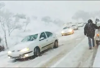 Plusieurs routes coupées à la circulation suite aux chutes de neige
