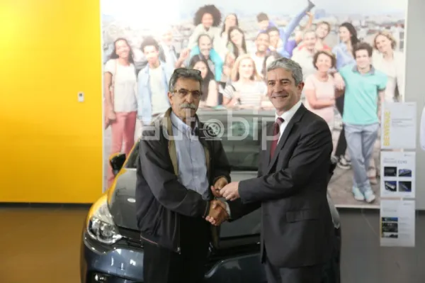 Renault Algérie : livraison de la première CLIO 4 MIB