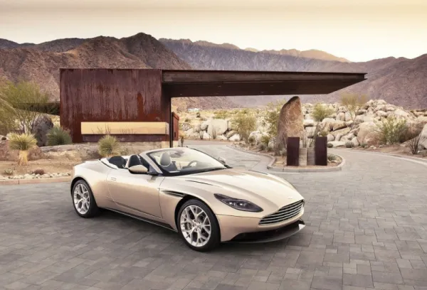 Mondial de Paris 2018 : Aston Martin présentera sa DB11 Volante