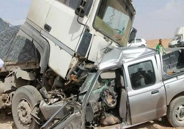Accidents de la route: deux morts et trois blessés dans un accident sur l’autoroute Est -Ouest