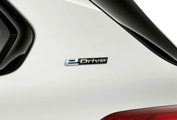 BMW dévoile son dernier né hybride rechargeable : le X5 xDrive45e