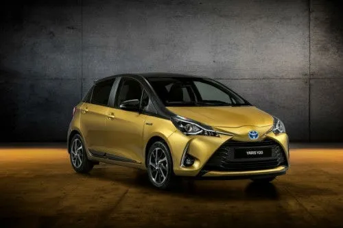 Pour fêter le 20éme anniversaire de la Yaris au Mondial de l’Auto de Paris, Toyota dévoilera deux nouvelles versions 