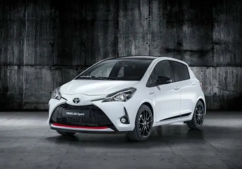 Pour fêter le 20éme anniversaire de la Yaris au Mondial de l’Auto de Paris, Toyota dévoilera deux nouvelles versions 