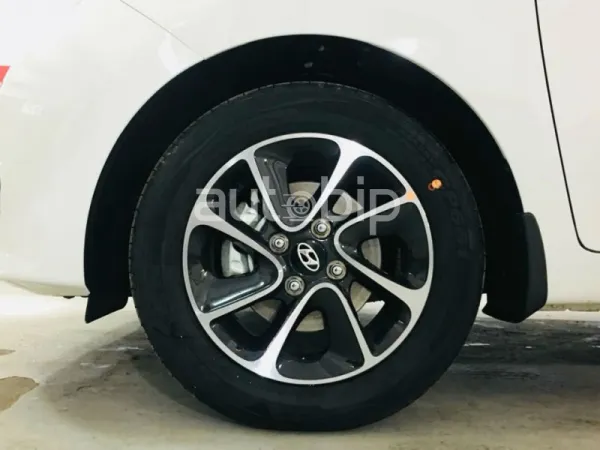 Cima Motors : Equipements de la Hyundai Grand i10 HB, proposée à 1 539 000 da TTC 