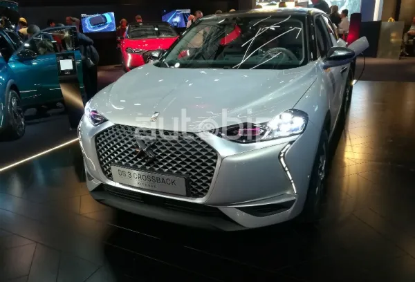 En direct du MONDIAL PARIS 2018 / DS : premier bain de foule pour le nouveau DS3 Crossback