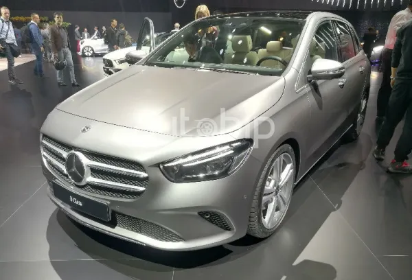 En direct du MONDIAL PARIS 2018 / Mercedes-Bens : Nouvelle Classe B