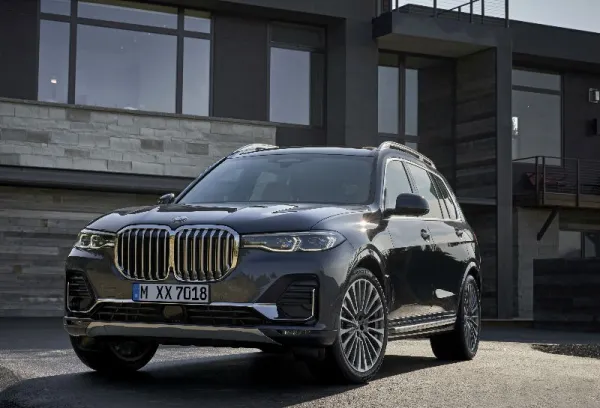 Nouveau Grand SUV de luxe BMW X7