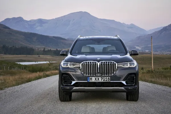 Nouveau Grand SUV de luxe BMW X7