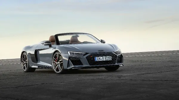 L’Audi R8 restylée : la voici !