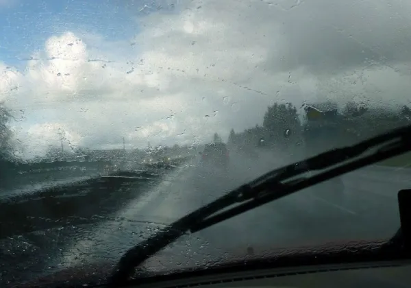 Prudence sur les routes : BMS pluie et de la neige sur les reliefs dépassant les 1.000 mètres d'altitude, à partir de demain