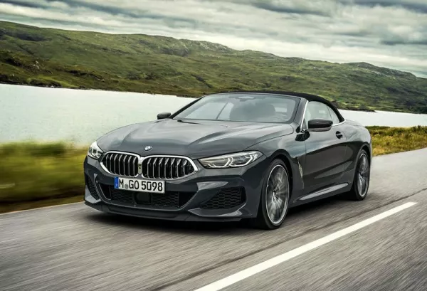 Nouvelle BMW Série 8 Cabriolet dévoilée